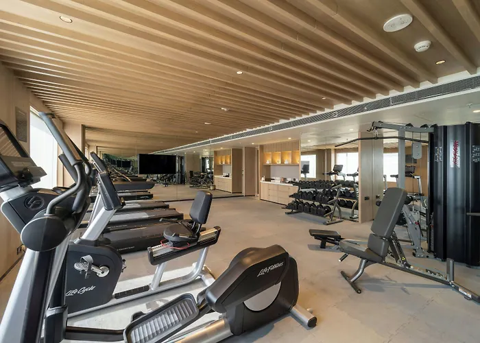 Courtyard By Marriott Vadodara